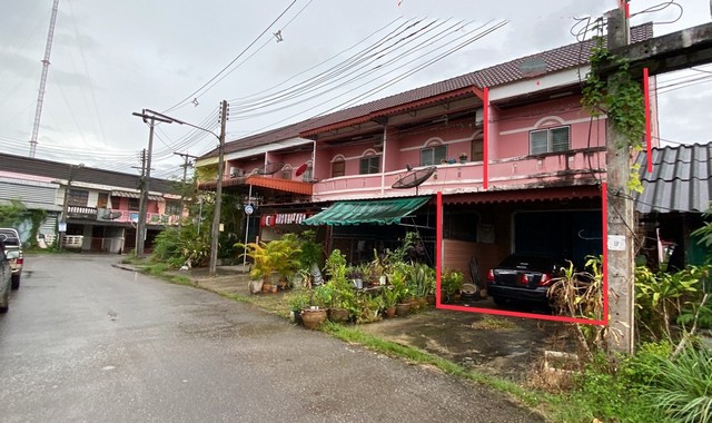 ขายอาคารพาณิชย์  หมู่บ้านคุรุมิตร  ตรัง (PKK04-06126)