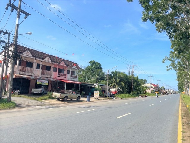 ขายอาคารพาณิชย์    อำเภอห้วยยอด  ตรัง (PKK04-06217)