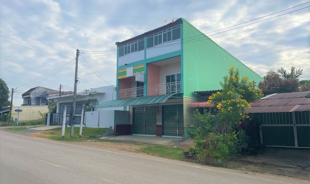 ขายอาคารพาณิชย์    อำเภอห้วยยอด  ตรัง (PKK04-05997)