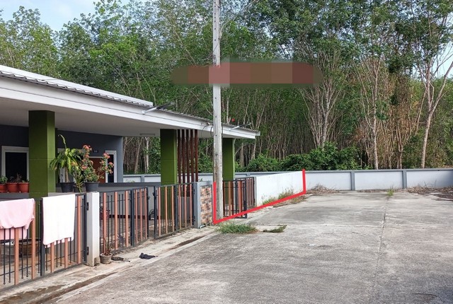 ขายทาวน์เฮ้าส์    หมู่บ้านมณีวรรณ ตรัง (PKK03-05686)