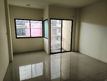 ขายอาคารพาณิชย์ 3 ชั้น 2 คูหา ซอยวัดหนองเกตุใหญ่ มีเนื้อที่ 42.5 ตารางวา มี 4 ห้องนอน 6 ห้องน้ำ 2 ห้องโถง 2ห้องครัว