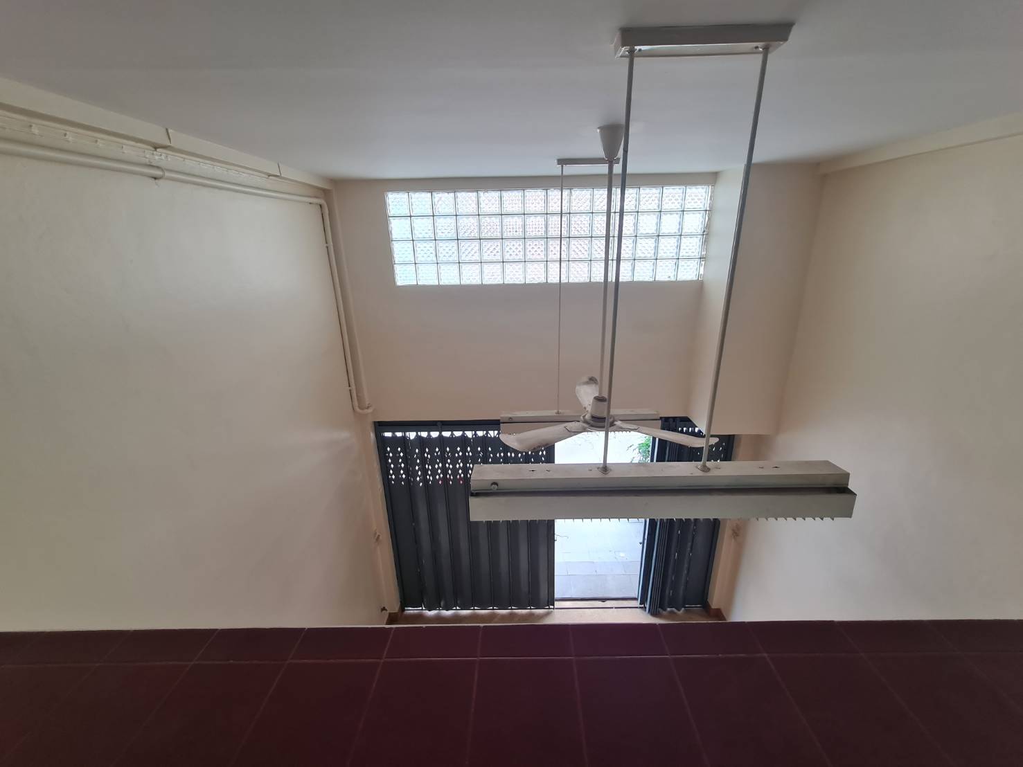 ขายตึกแถว 5 ชั้น เอกชัย 69/2 ใกล้บิ๊กซีบางบอน กรุงเทพ เหมาะทำออฟฟิต