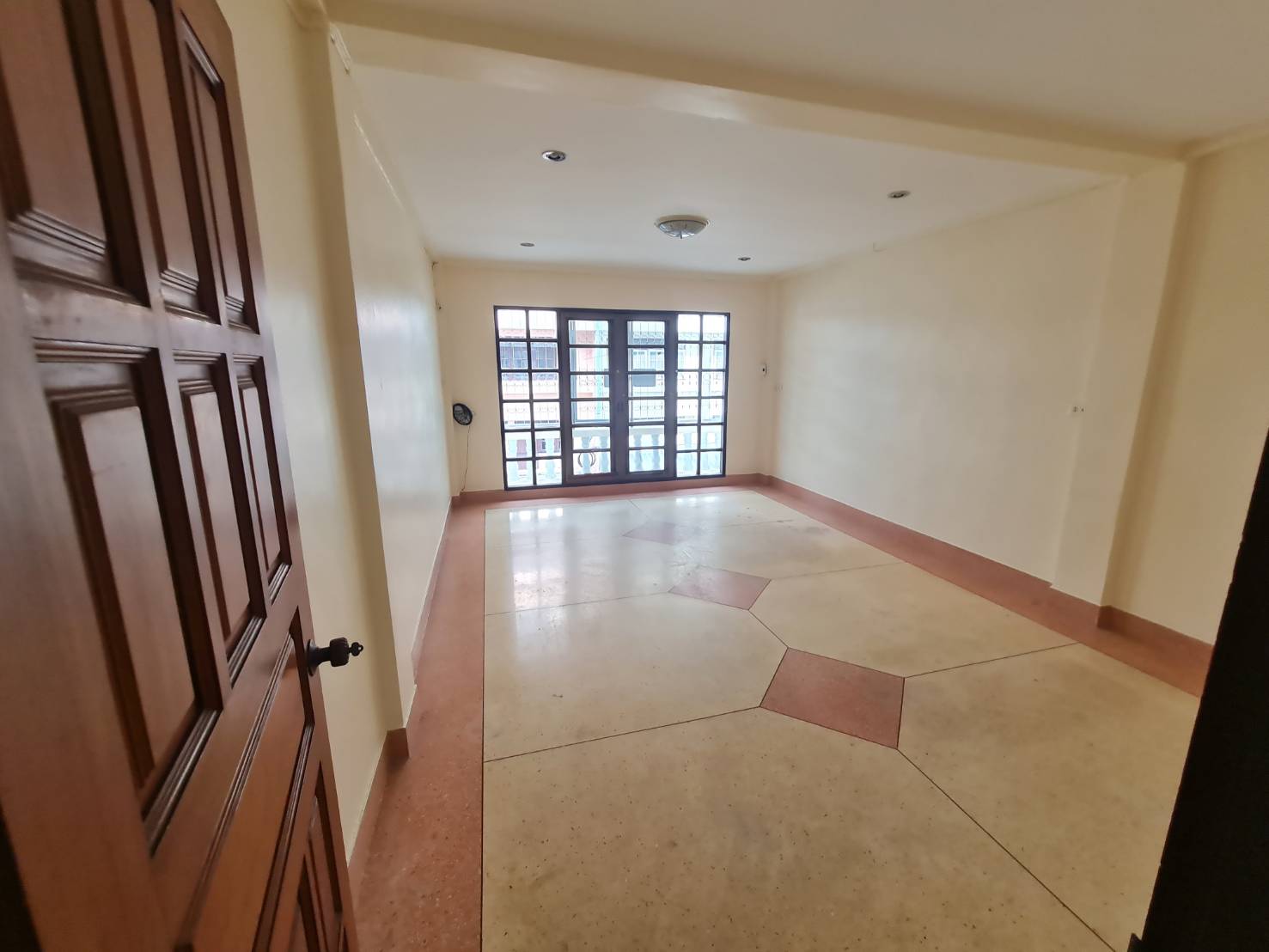 ขายตึกแถว 5 ชั้น เอกชัย 69/2 ใกล้บิ๊กซีบางบอน กรุงเทพ เหมาะทำออฟฟิต