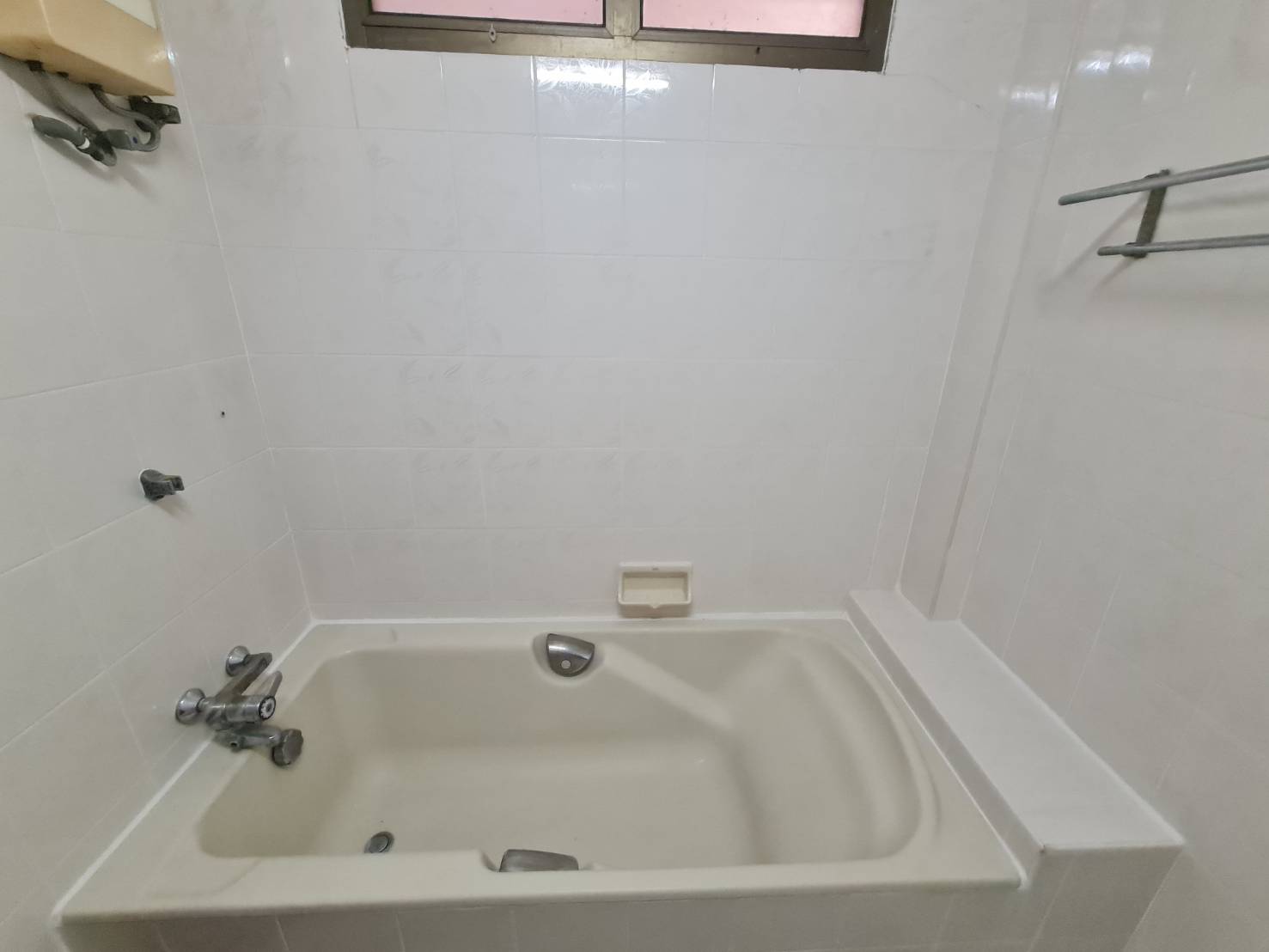 ขายตึกแถว 5 ชั้น เอกชัย 69/2 ใกล้บิ๊กซีบางบอน กรุงเทพ เหมาะทำออฟฟิต