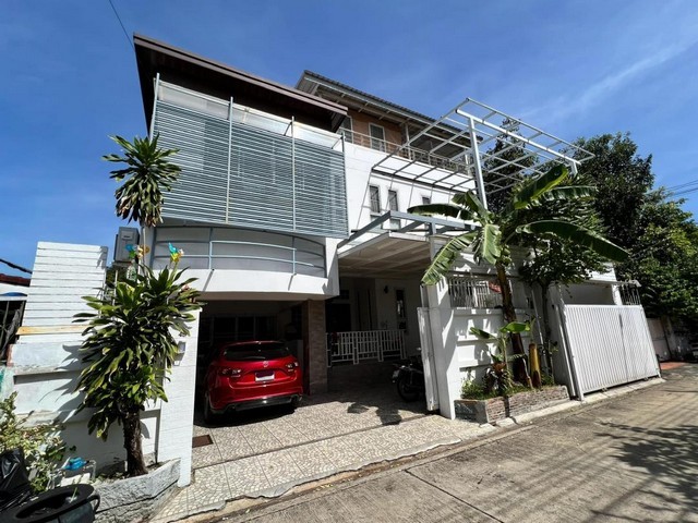 PO115 ขาย บ้าน ลาดพร้าว ซอยโชคชัย 4 ซอย 48 ถนนลาดพร้าว 53 ราคาขาย 9,300,000 บาท