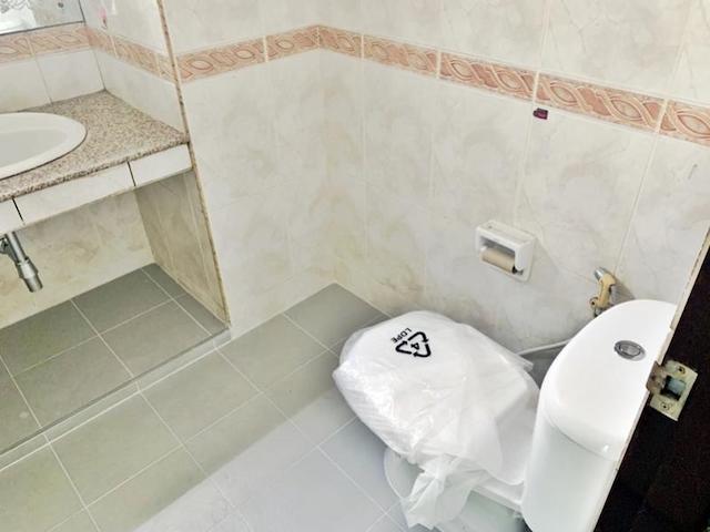 For Sale & Rent - ขายและให้เช่า อาคารพาณิชย์ 133 ตรว. ในซอยเสือใหญ่อุทิศ ตึก4ชั้น ติดเซเว่น