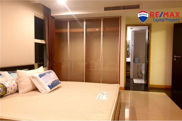 ขาย - คอนโดหรูริมชายหาด 2 ห้องนอน 2 ห้องน้ำ           