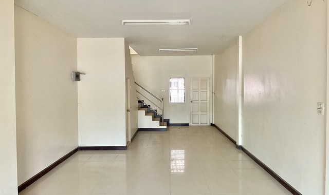 ขายอาคารพาณิชย์ใกล้ ตลาดนัดวังก์พง อำเภอปราณบุรี จังหวัดประจวบคีรีขันธ์ PKK04-04928