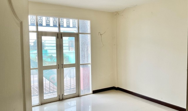 ขายอาคารพาณิชย์ใกล้ ตลาดนัดวังก์พง อำเภอปราณบุรี จังหวัดประจวบคีรีขันธ์ PKK04-04928