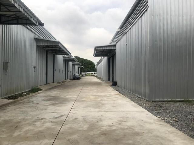 C4187  ให้เช่าโกดังพื้นที่ 150 -900 ตรม. ย่านเพิ่มสิน-วัชรพล ติดถนนใหญ่ทำเลดี ใกล้แหล่งชุมชน ไม่ไกลจากทางด่วน