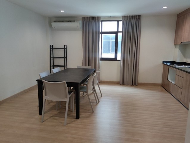 BH2549 ให้เช่า Chic Apartment 4 ชั้น 368 ตรม. 6 ห้องนอน รามคำแหง 53 ย่านลาดพร้าว-ทาวน์อินทาวน์ เฟอร์พร้อมอยู่ 