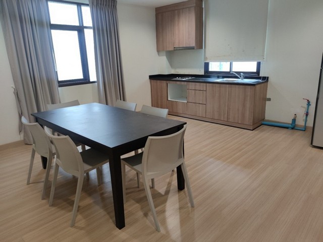 BH2549 ให้เช่า Chic Apartment 4 ชั้น 368 ตรม. 6 ห้องนอน รามคำแหง 53 ย่านลาดพร้าว-ทาวน์อินทาวน์ เฟอร์พร้อมอยู่ 