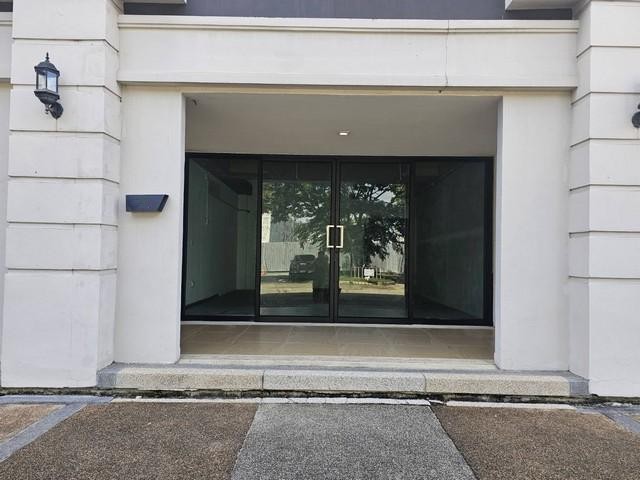 C4167 ให้เช่าพื้นที่ร้านค้า หรือ สำนักงาน 57 ตรม. ชั้น 1 โครงการมาร์เช่รามคำแหง 53 ใกล้ทาวน์อินทาวน์ เลียบด่วน