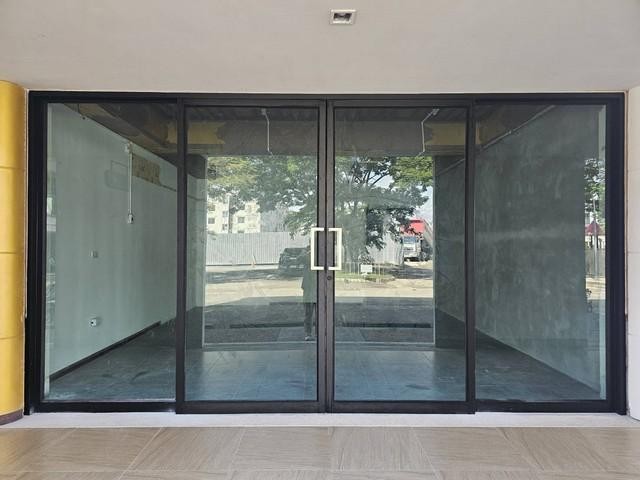 C4167 ให้เช่าพื้นที่ร้านค้า หรือ สำนักงาน 57 ตรม. ชั้น 1 โครงการมาร์เช่รามคำแหง 53 ใกล้ทาวน์อินทาวน์ เลียบด่วน