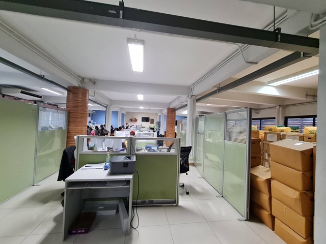 มีลิฟท์ 122ตรว. ตลาดบางเขน ออฟฟิศตกแต่งแล้ว ติด BTS ขาย-เช่าอาคารพาณิชย์5ชั้น 6คูหา 2,202ตรม.30ห้อง 26น้ำ 30จอดรถ