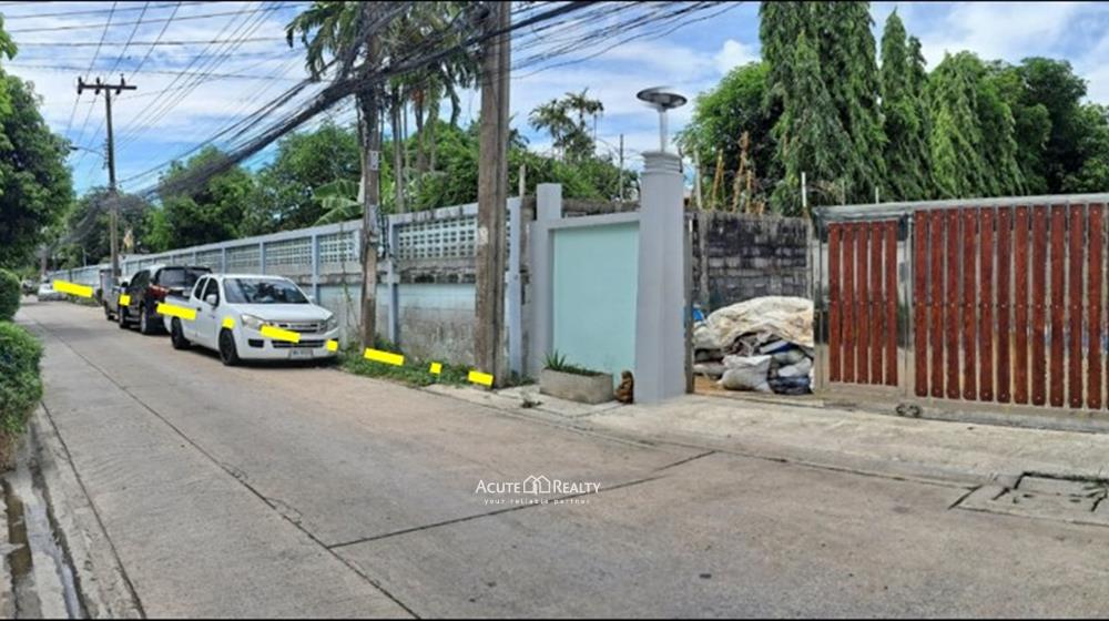 ขายบ้านพร้อมที่ดิน ซอยอ่อนนุช 46 เนื้อที่ 3-3-13 ไร่ ราคาพิเศษ ใกล้รถไฟฟ้าสถานีศรีนครินทร์ 38