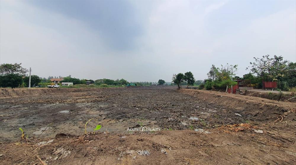 ขายที่ดิน ติดถนนราชพฤกษ์ ทั้งหมด 2 แปลงใหญ่ เนื้อที่รวม 30-2-59.9 ไร่