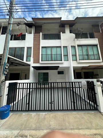 เดอะ ไพรเวท สุขุมวิท-บางจาก 52000/เดือน 