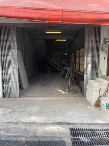 ขายด่วนตึกแถว 4 ชั้น ซอย จันทน์59 ถ.จันทน์ เขตบางคอแหลม