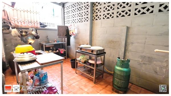 ขายถูกทาวน์เฮ้าส์ 2 ชั้น 20.2 ตรว. ใกล้สถานีกลางบางซื่อ หมู่บ้านสะพาน 99 ประชาชื่น 6 (โชติวัฒน์ ซอย 3) 