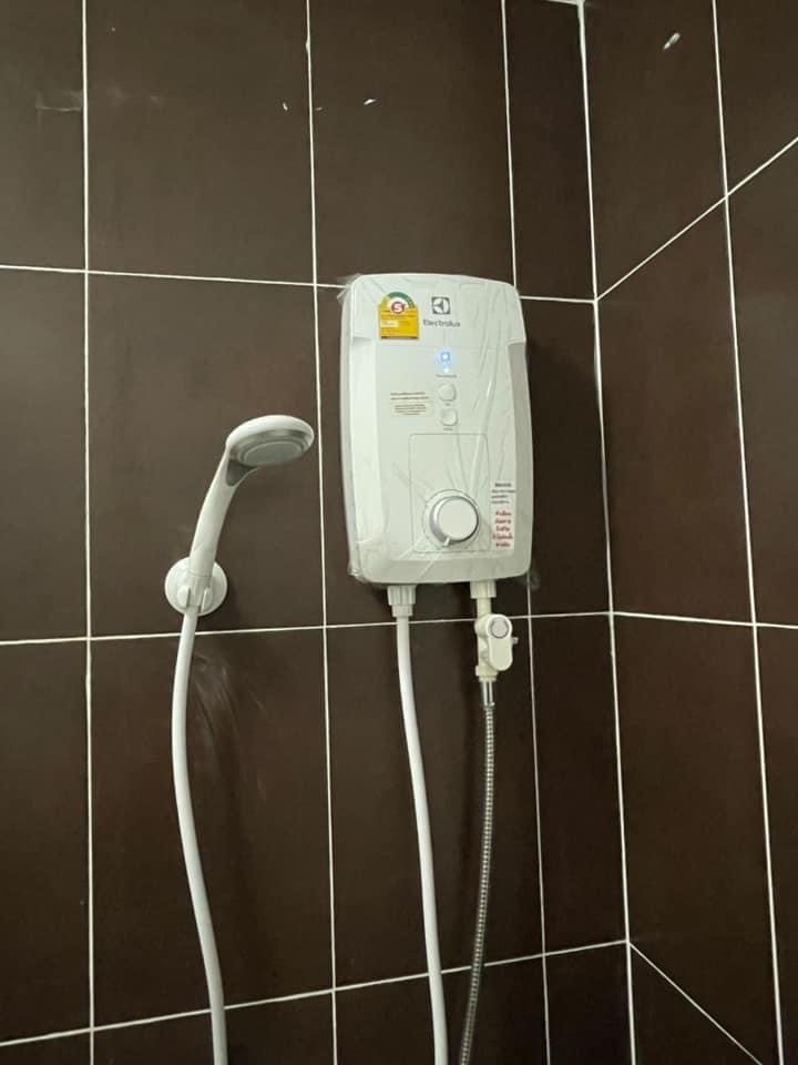 ขายอาคารพาณิชย์ 2 คูหา 3 ชั้น ทำเลดี ติดถนน  นครราชสีมา(เจ้าของขายเอง)