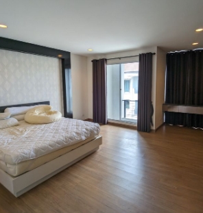  ให้เช่าทาวน์โฮม 3 ชั้น บ้านกลางเมือง สาทร ตากสิน 2 ใกล้BTSบางหว้า
