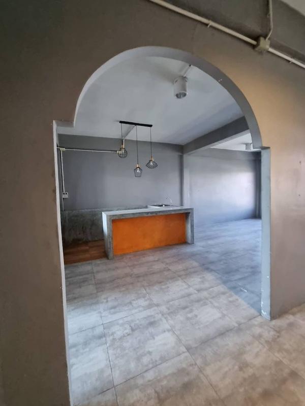 ให้เช่า อาคารพาณิชย์ 2 คูหา 3 ชั้น ดอนเมือง ซ.วิภาวดี 33 ตรงข้ามฐานทัพอากาศ 4 ห้องนอน 6 ห้องน้ำ 128 ตารางเมตร เช่า 35,000 บาท