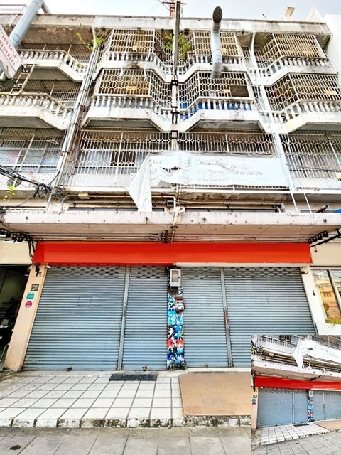 BTS โพธิ์นิมิตร 1กม. ให้เช่าอาคารพาณิชย์ใหญ่มาก 2คูหา 5ชั้น ทำเลดี ตลาดพลู  40ตรว. 800ตรม. 5นอน 3น้ำ 2จอดรถ