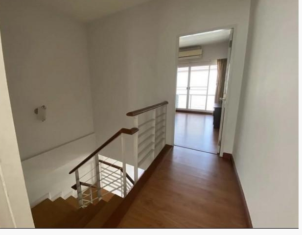 ให้เช่าทาวน์โฮม3 ชั้น โรยัลโมนาโค ศรีนครินทร์ ใกล้ธัญญาปาร์ค ซีคอนสแควร์