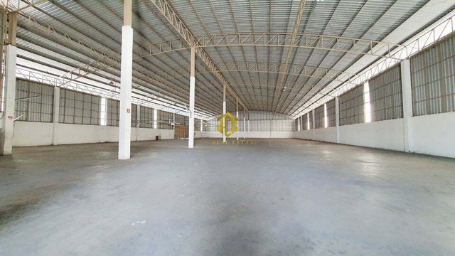 โรงงานให้เช่าขนาด 1400 ตรม. ใกล้ถนนบ้านเก่า อ.พานทอง จ.ชลบุรี