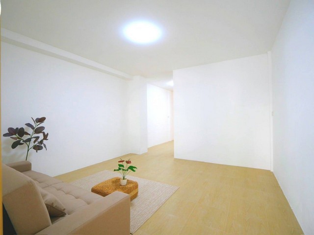 บ้านมินิมอล ตรงข้าม สนามกีฬาจังหวัดระยอง ผ่อน 5000 บาท 