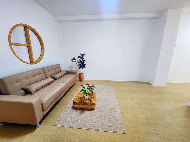 บ้านมินิมอล ตรงข้าม สนามกีฬาจังหวัดระยอง ผ่อน 5000 บาท 