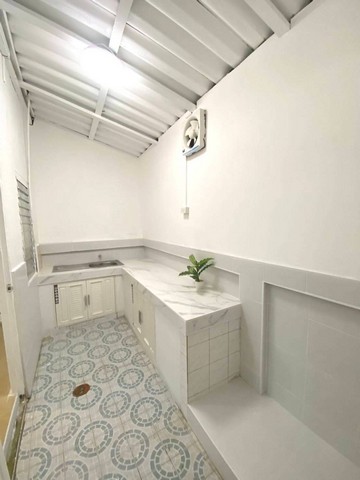 บ้านมินิมอล ตรงข้าม สนามกีฬาจังหวัดระยอง ผ่อน 5000 บาท 
