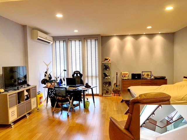  โฮมออฟฟิศ 3 ชั้น พร้อมโกดัง ศรีนครินทร์ ใกล้รถไฟฟ้าสายสีเหลือง MRT ศรีอุดม Style Modern 169ตรว. 1,110ตรม. 5นอน 8น้ำ 3จอดรถ 3แอร์