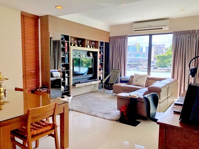 MRT ศรีอุดม โฮมออฟฟิศ 3 ชั้นใกล้รถไฟฟ้าสายสีเหลือง  พร้อมโกดัง Style Modern 168ตรว. 1,100ตรม. 5นอน 8น้ำ 3จอดรถ 3แอร์