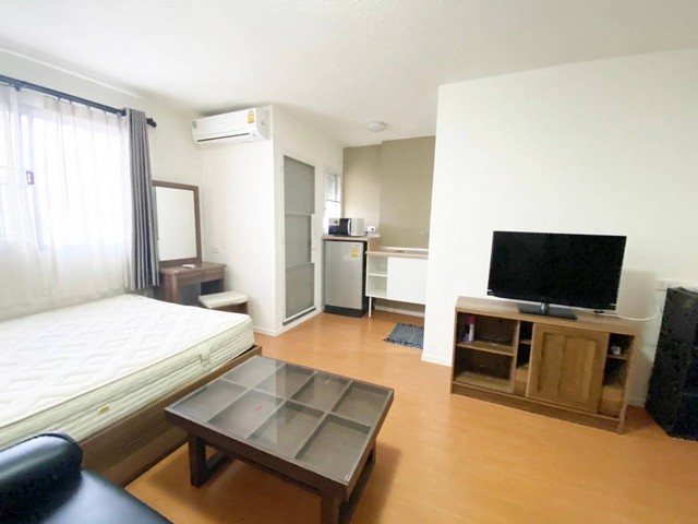 ขายคอนโดลุมพินี คอนโดทาวน์ ร่มเกล้า-สุวรรณภูมิ (Lumpini Condo Town Romklao - Suvarnabhumi) แอร์พอร์ตลิงค์ ลาดกระบัง