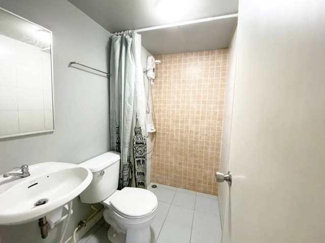 ขายคอนโดลุมพินี คอนโดทาวน์ ร่มเกล้า-สุวรรณภูมิ (Lumpini Condo Town Romklao - Suvarnabhumi) แอร์พอร์ตลิงค์ ลาดกระบัง