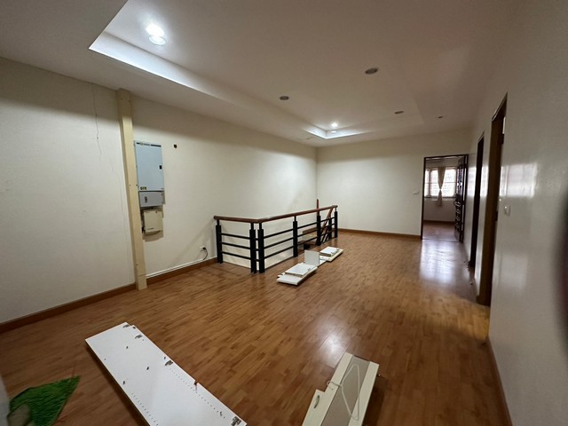 ให้เช่าโฮมออฟฟิศ2ชั้น 2หลังทะลุถึงกัน 54 ตรว. ซอยอินทามระ สุทธิสารทะลุออกวิภาวดีซอย10ได้