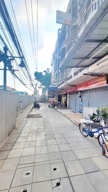 BTSทำเลดี ตลาดพลู โพธิ์นิมิตร 1กม. ให้เช่าอาคารพาณิชย์ใหญ่มาก 2คูหา 5ชั้น   40ตรว.800ตรม. 5นอน 3น้ำ 2จอดรถ