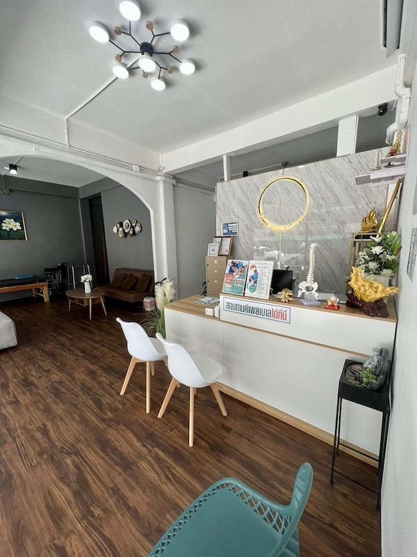 BH2558 ให้เช่า FOR RENT อาคารพาณิชย์  2 คูหา 3 ชั้น ดอนเมือง ตรงข้ามฐานทัพอากาศ ในซ.วิภาวดี 33 