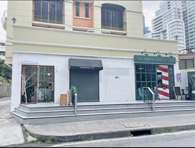 EPL-BR0047 ให้เช่าพื้นที่ ใกล้บีทีเอสอโศก สุขุมวิท23 เขตวัฒนา ขนาดพื้นที่ 30ตารางเมตร ใกล้ MRTสุขุมวิท 