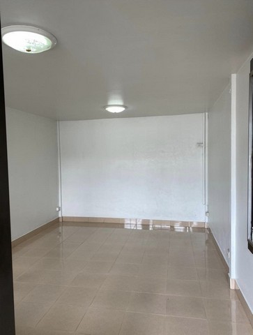 ให้เช่าโกดัง ที่ดิน 150 ตารางวา 500 ตารางเมตร ซ.รามอินทรา 51