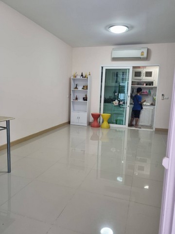 ขายทาวน์โฮม2 ชั้น รีโนเวทใหม่ พร้อมอยู่ คาซ่าซิตี้ เพิ่มสิน วัชรพล