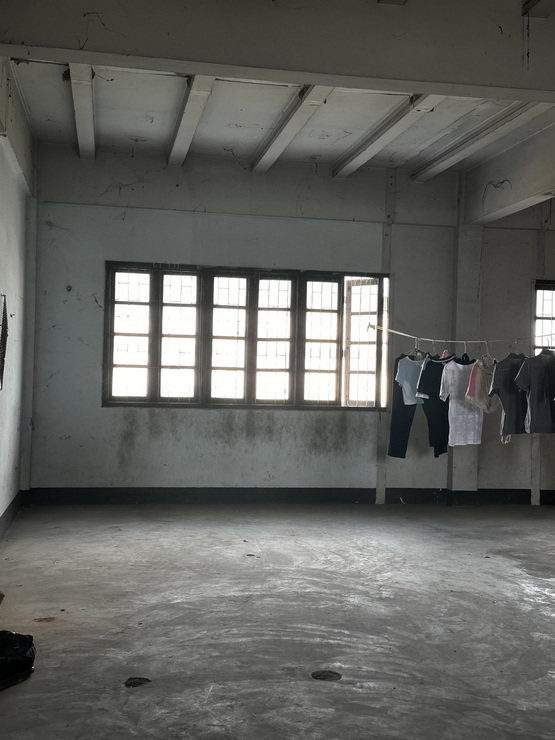 ขายตึกแถวขายอาคารพาณิชย์ 3.5 ชั้นสองคูหาทะลุกัน 40 ตรว .พหลโยธิน 78ห่างจากถนนวิภาวดี