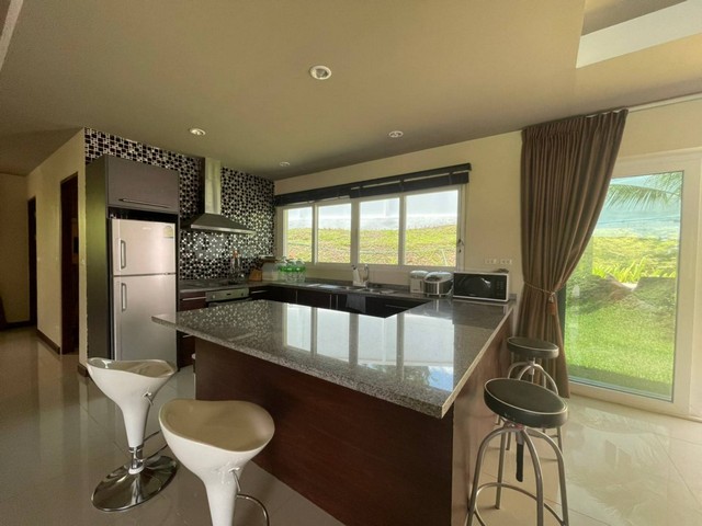 Thalang-Yamu Luxury Pool Villa 3 Bedrooms 3 Bathrooms 