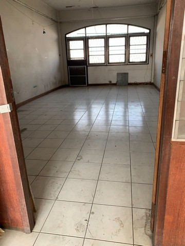 ขายอาคารพาณิชย์ 5 ชั้น มีดาดฟ้า เนื้อที่ 32 ตารางวา ติดนวมินทร์ 95 บึงกุ่ม กรุงเทพ