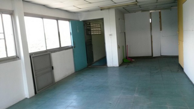 ขายอาคารพาณิชย์ 5 ชั้น ซอยรามคำแหง 24 บางกะปิ กรุงเทพมหานคร