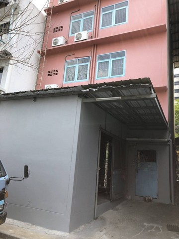 ขายอาคารพาณิชย์ 5 ชั้น ซอยรามคำแหง 24 บางกะปิ กรุงเทพมหานคร