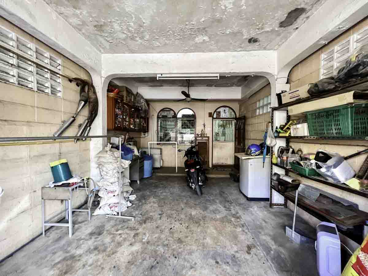 ทาวน์เอ้าส์ 2 ชั้น หมู่บ้าน หงส์ประยูร 1 บางบัวทอง นนทบุรี ใกล้ MRT บางพลู