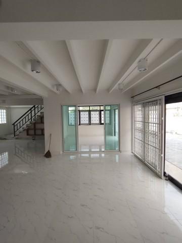 ให้เช่าบ้านเดี่ยว 2 ชั้น 92 ตรว. ย่านโชคชัย 4 ลาดพร้าววังหิน เสนานิคม ใกล้เลียบด่วน รีโนเวทใหม่ เหมาะอยู่อาศัยและทำโฮมออฟฟิศ